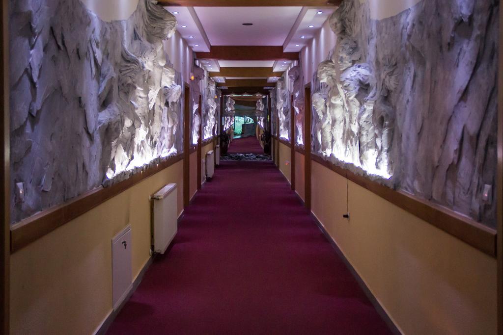 Motel Dani Nova Bila Eksteriør billede